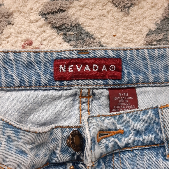 Vintage Light Wash Jeans - Picture 10 of 11